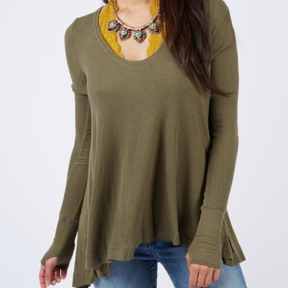 We The Free Army Green Mailbu thermal top
